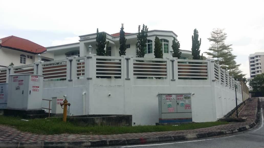 Willa 6, Persiaran Tanjung Bunga 3 Batu Ferringhi Zewnętrze zdjęcie