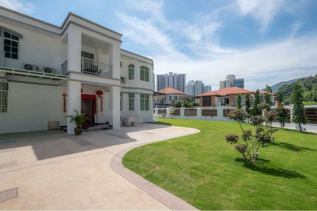 Willa 6, Persiaran Tanjung Bunga 3 Batu Ferringhi Zewnętrze zdjęcie