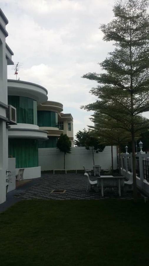 Willa 6, Persiaran Tanjung Bunga 3 Batu Ferringhi Zewnętrze zdjęcie